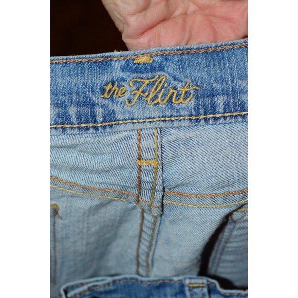 Old Navy Women's Jeans Size 12 The Flirt Distressed Bootcut Stretch Light Wash - Picture 6 of 9